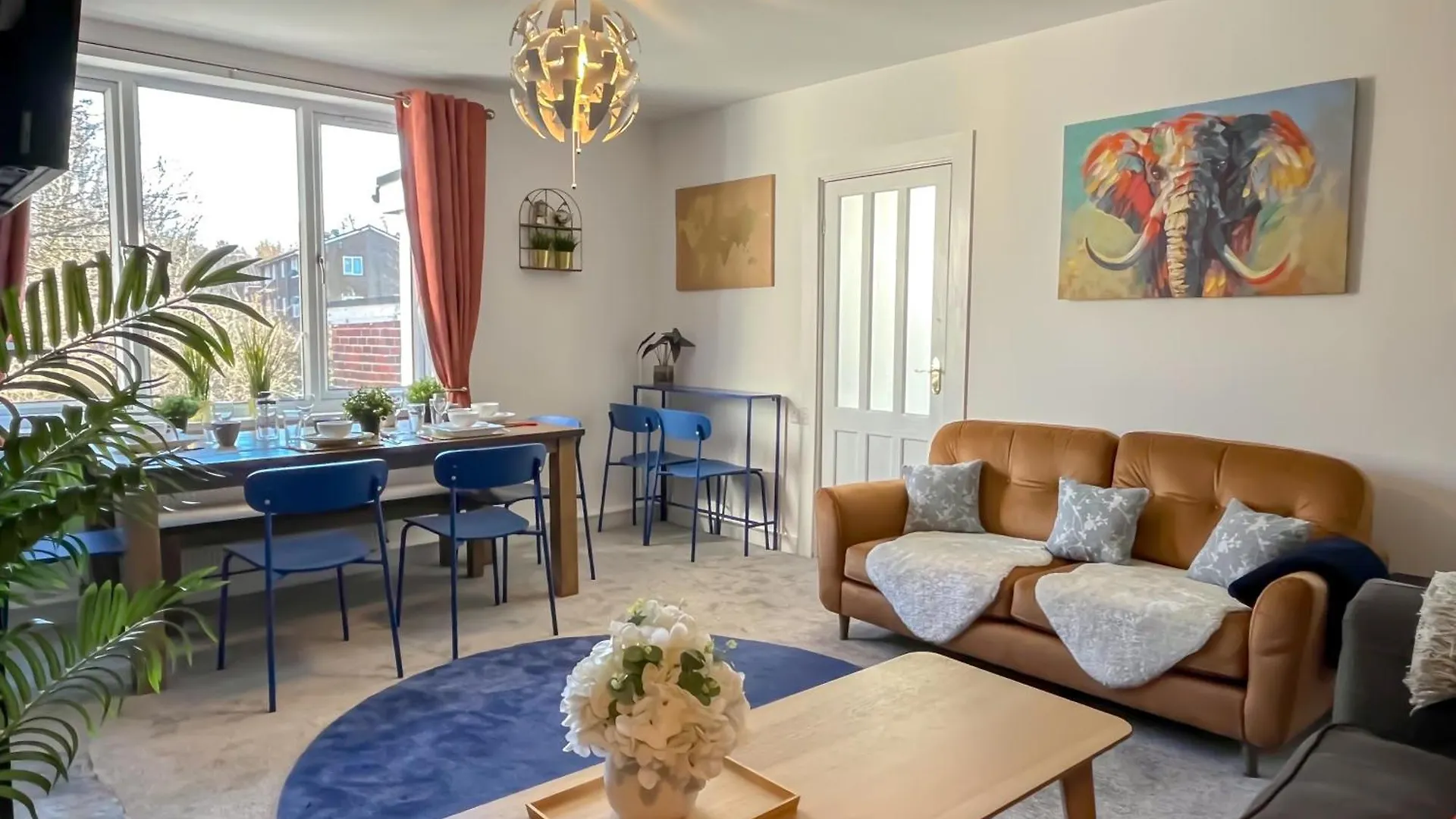 Holiday home Colleyhouse-Private Parking-Business-Group-Relocation-Spaciousstylish 4Brhome-Sleeps 10 Sheffield
